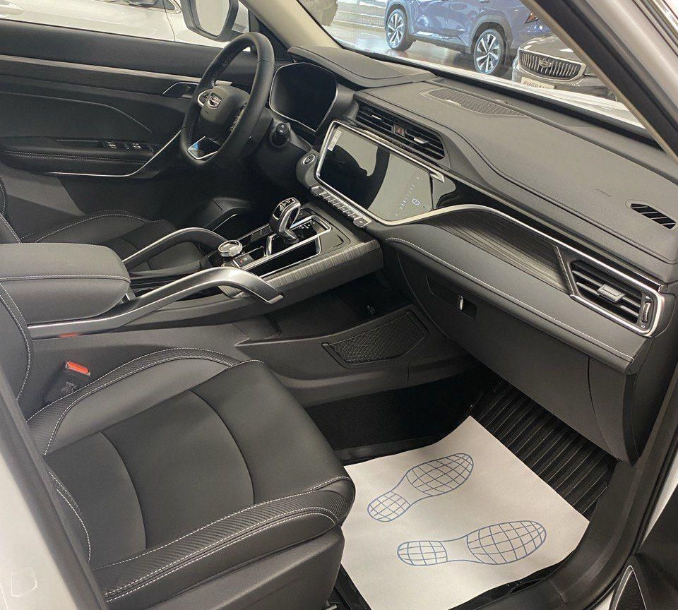 Geely Atlas Pro Flagship, 1.5 л, Робот, 2024 фото 2