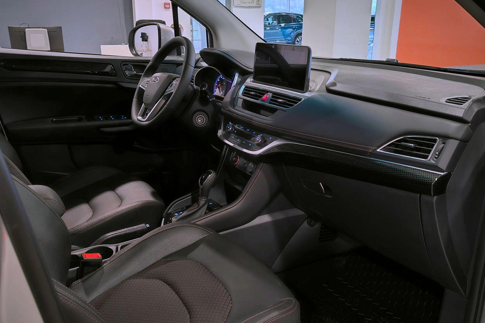 JAC JS3 Luxury, 1.6 л, Вариатор, 2024 фото 8