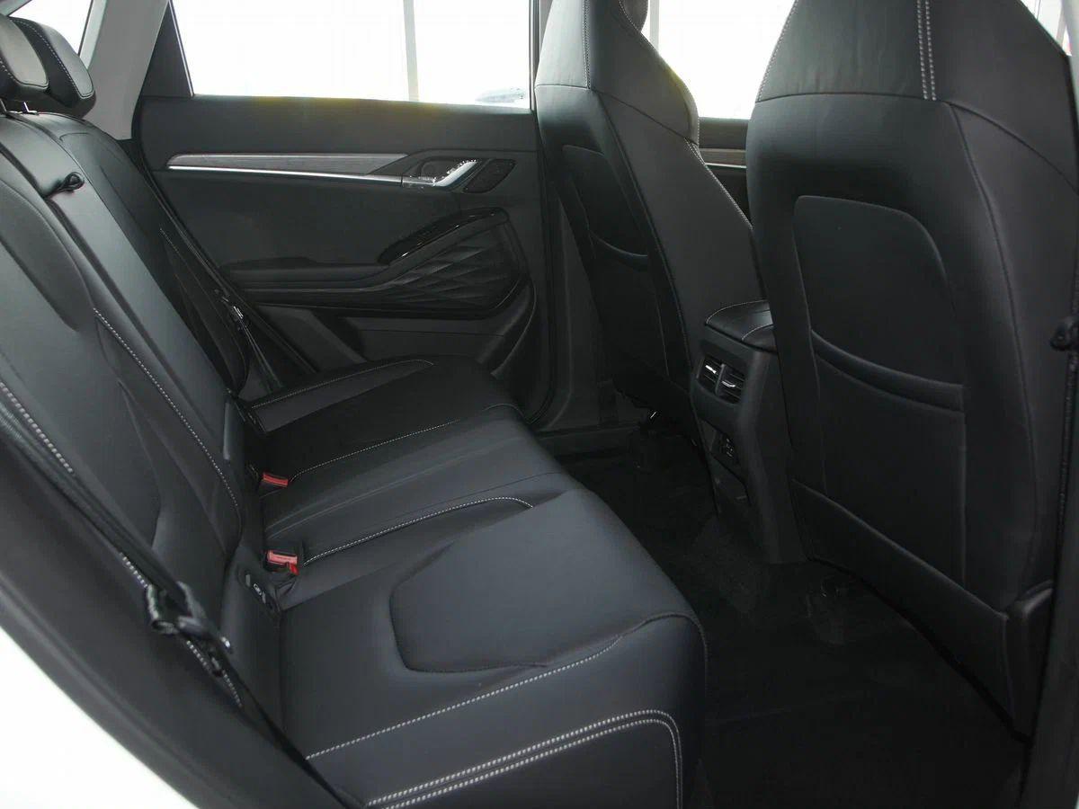 JAC JS6 Luxury, 1.5 л, Робот, 2024 фото 13