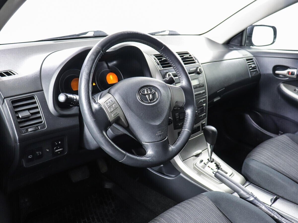 Toyota Corolla 1.6 РКПП, 2006, 208 000 км фото 5
