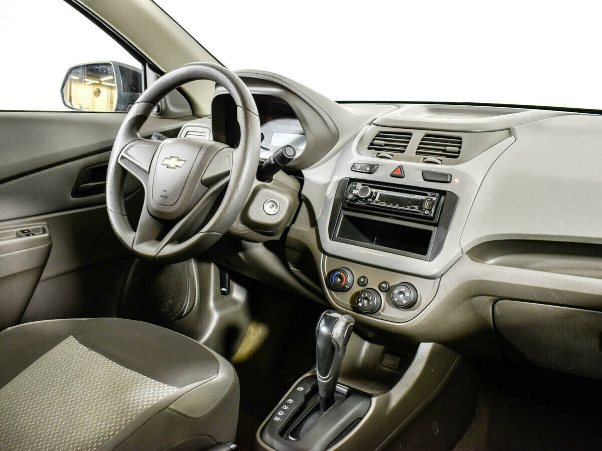 Chevrolet Cobalt 1.5 АКПП, 2014, 111 000 км фото 6