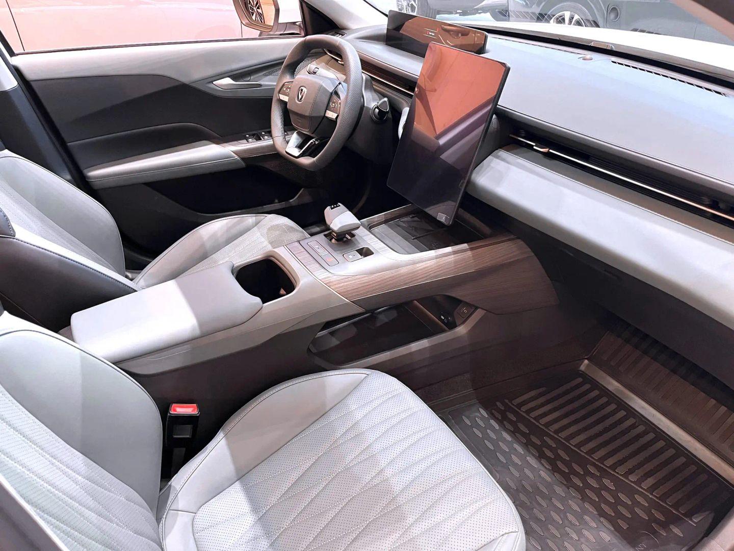Changan Lamore 1.5T - 7 DCT (Tech), 1.5 л, Робот, 2024 фото 1