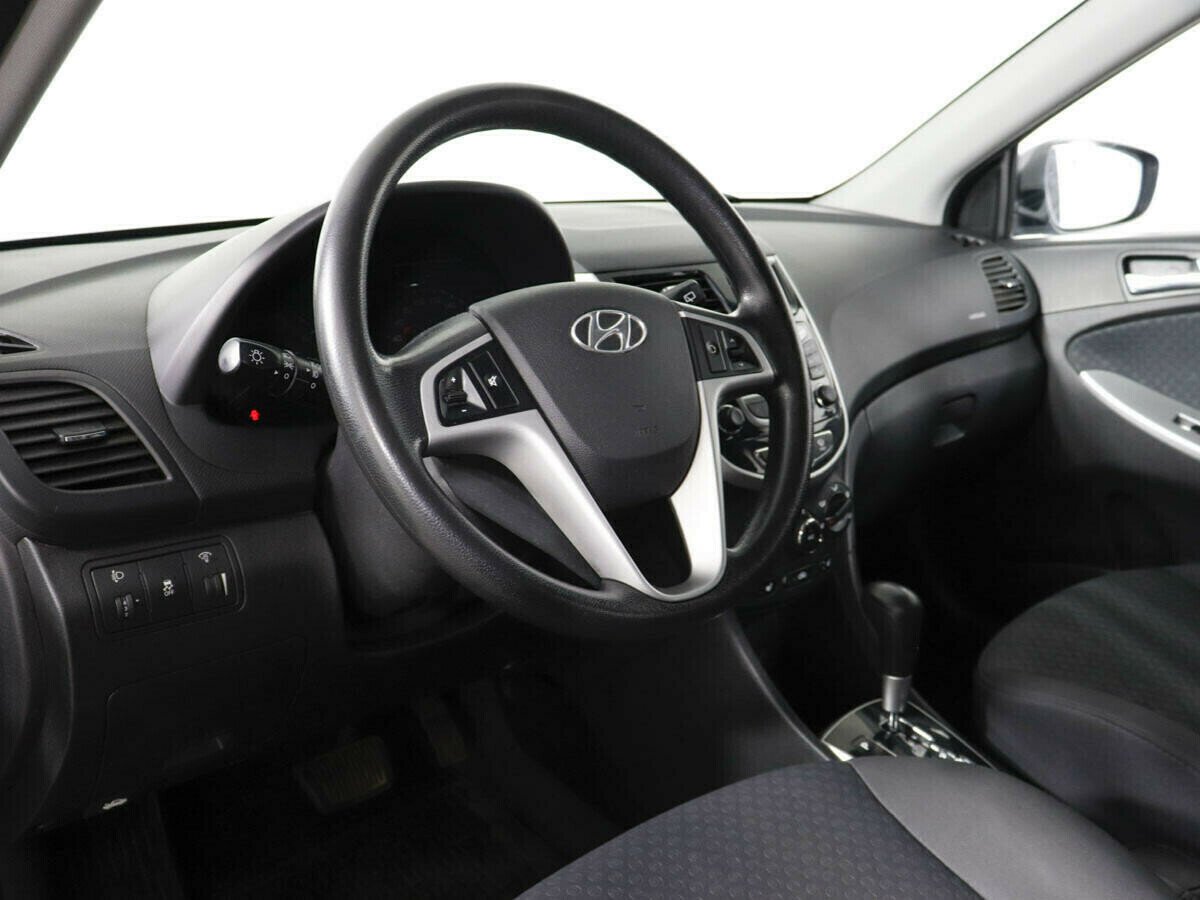 Hyundai Solaris 1.4 АКПП, 2012, 134 000 км фото 6