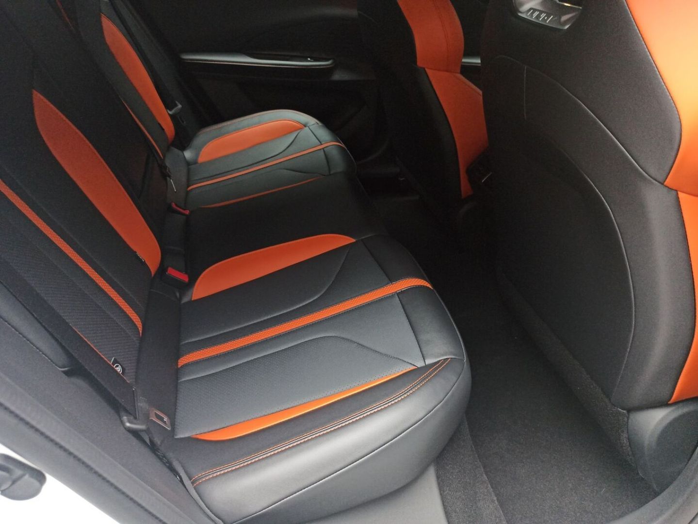 Changan UNI-V Collar Speed, 2.0 л, АТ, 2024 фото 1