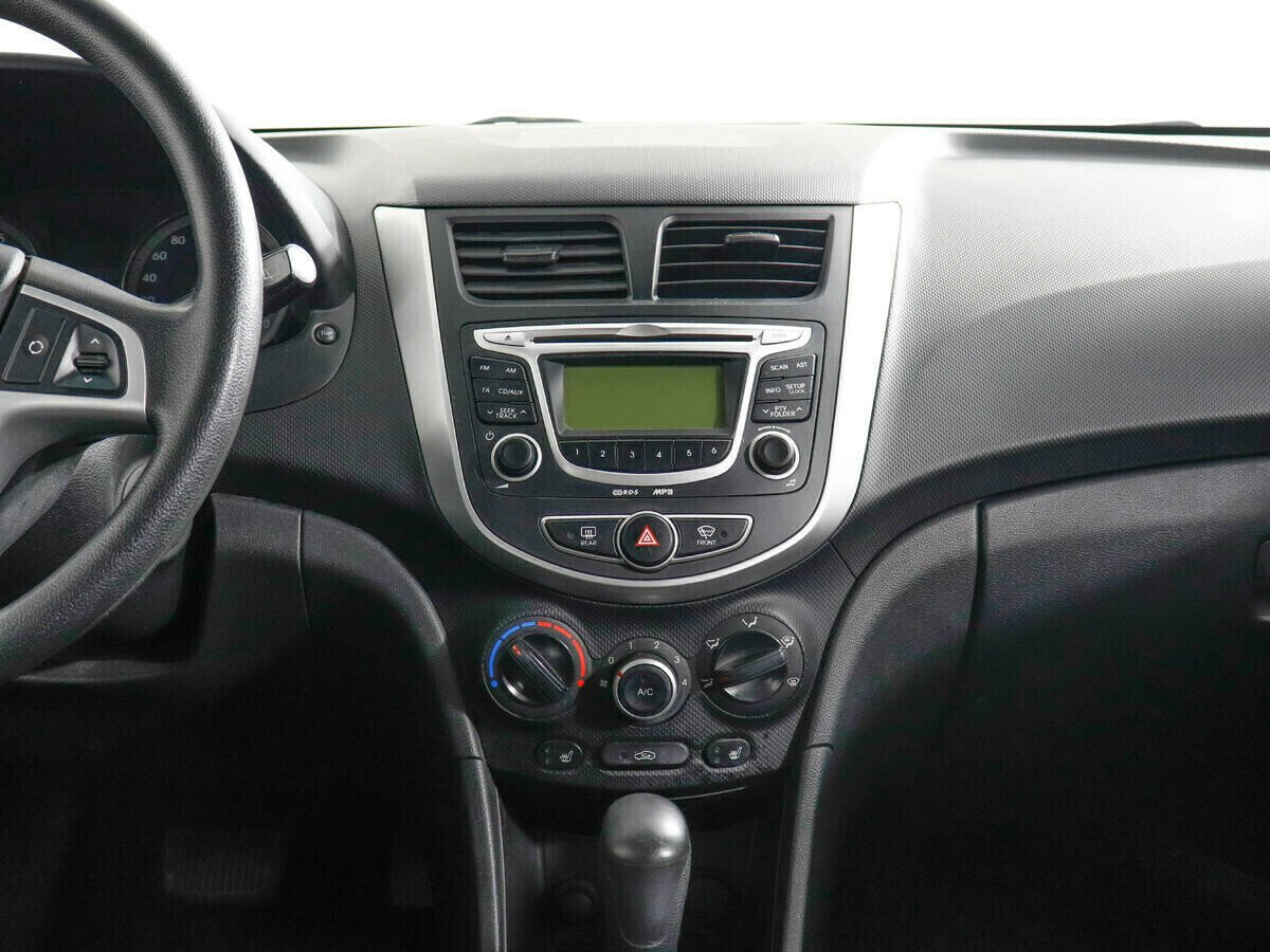 Hyundai Solaris 1.6 АКПП, 2012, 136 000 км фото 5