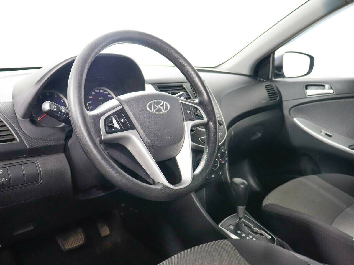 Hyundai Solaris 1.6 АКПП, 2012, 136 000 км фото 8
