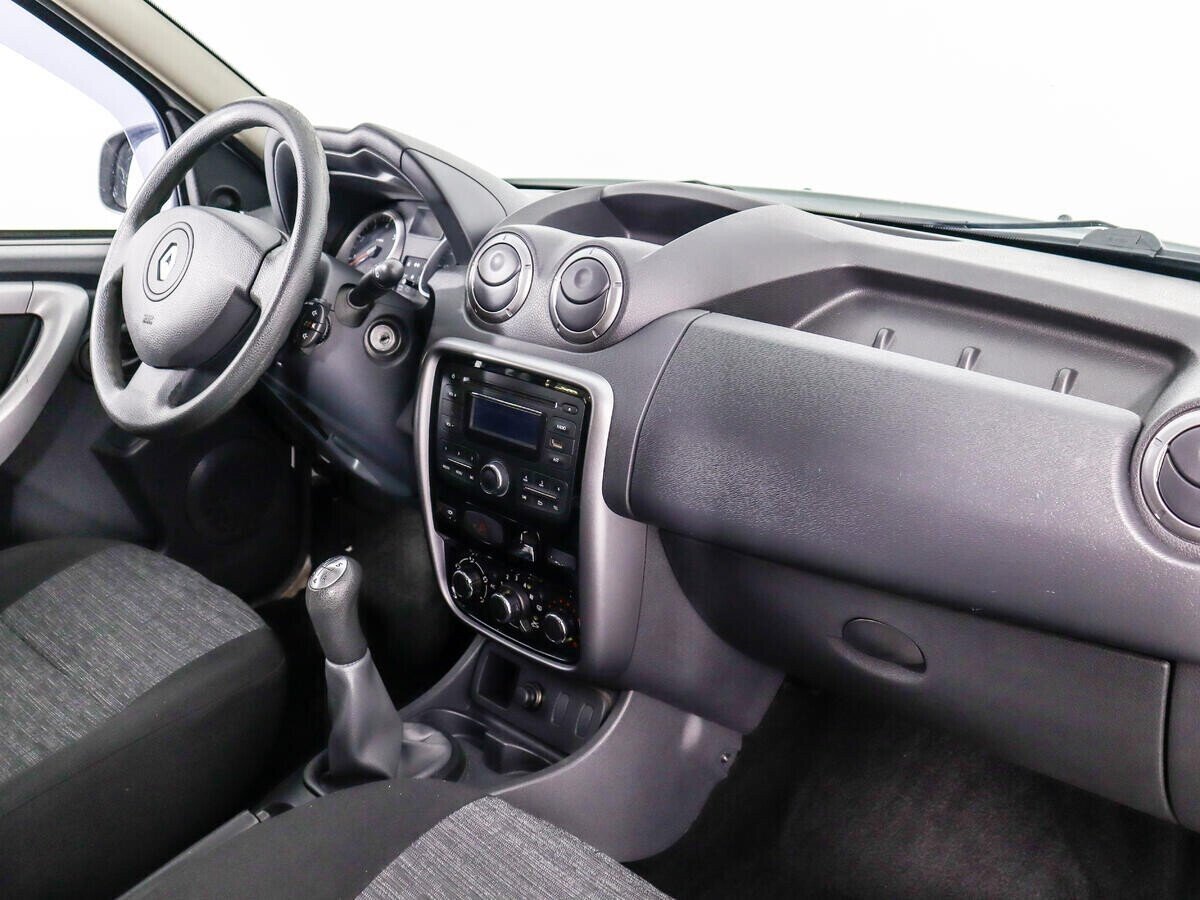 Renault Duster 1.6 МКПП, 2012, 140 000 км фото 6