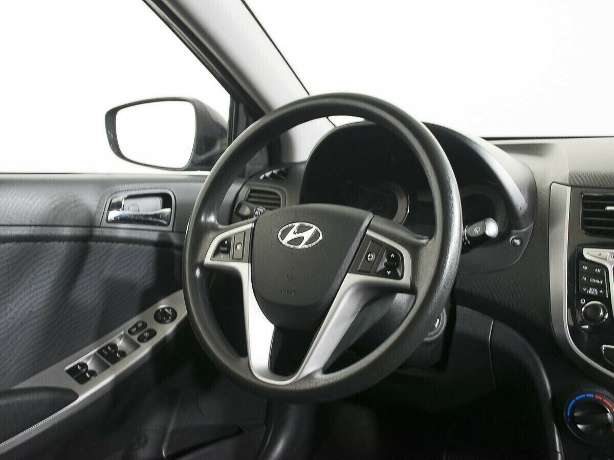 Hyundai Solaris 1.6 АКПП, 2013, 134 000 км фото 6
