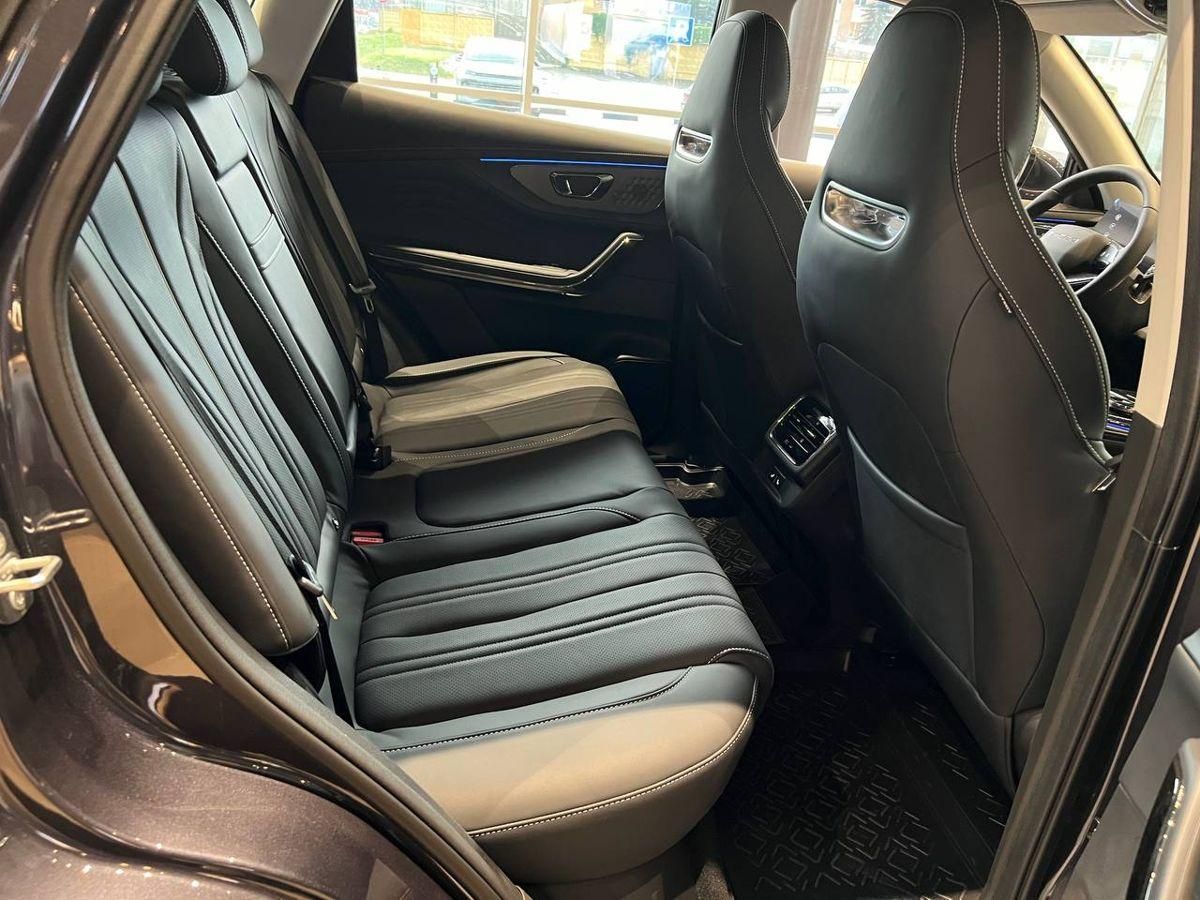 EXEED LX Premium, 1.6 л, Робот, 2024 фото 1