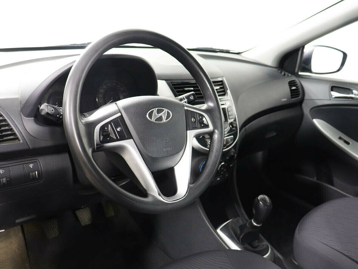 Hyundai Solaris 1.6 МКПП, 2013, 124 000 км фото 5