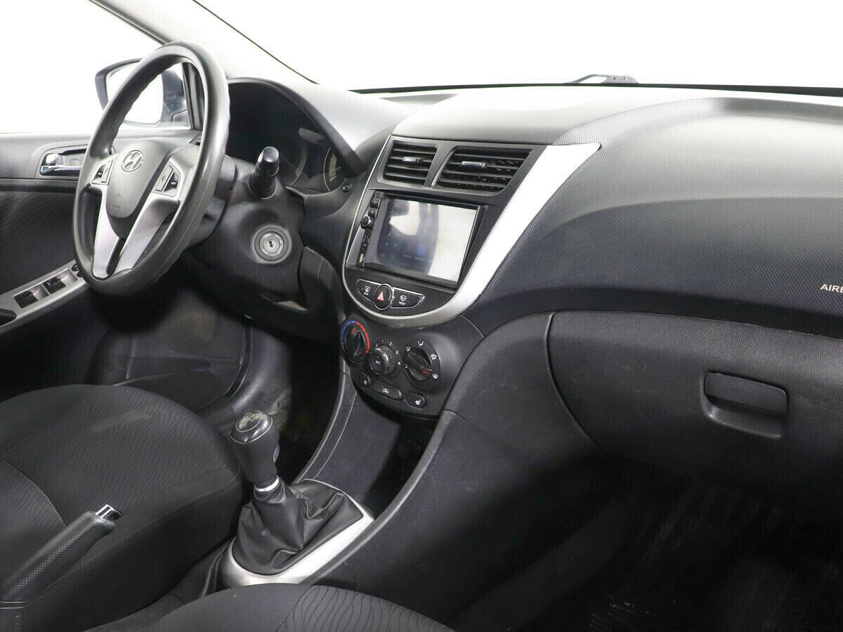 Hyundai Solaris 1.6 МКПП, 2014, 118 000 км фото 7