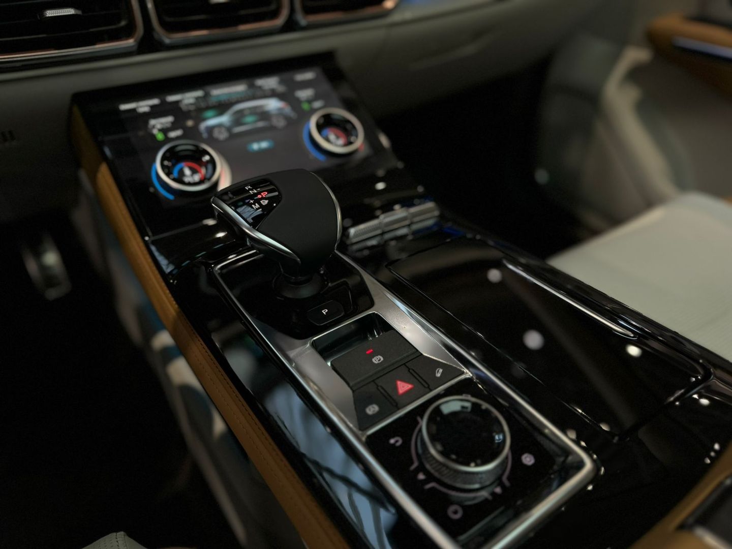JETOUR X70 Plus Luxury, 1.6 л, Робот, 2024 фото 1
