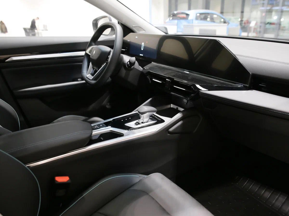 Livan S6 Pro Premium, 1.5 л, Робот, 2024 фото 11