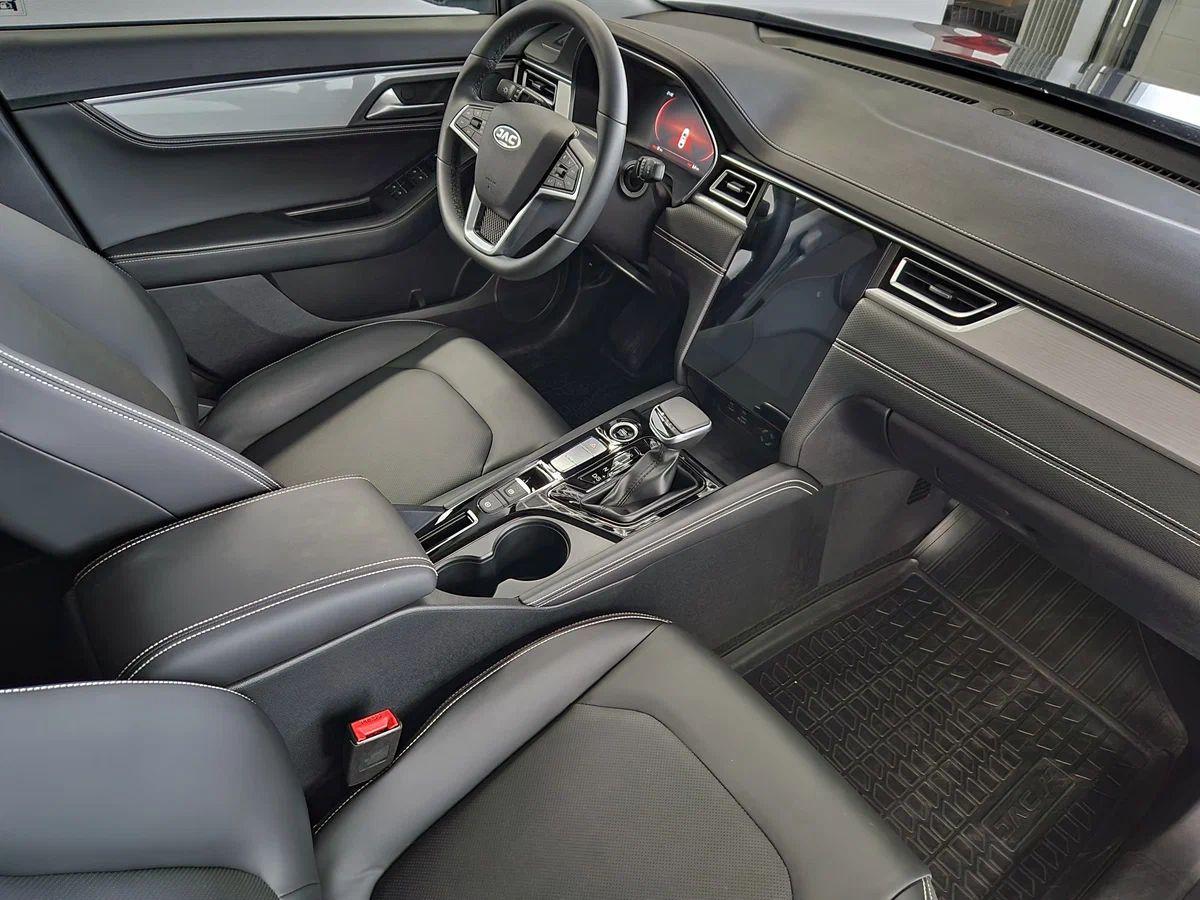 JAC J7 Luxury, 1.5 л, Вариатор, 2024 фото 7