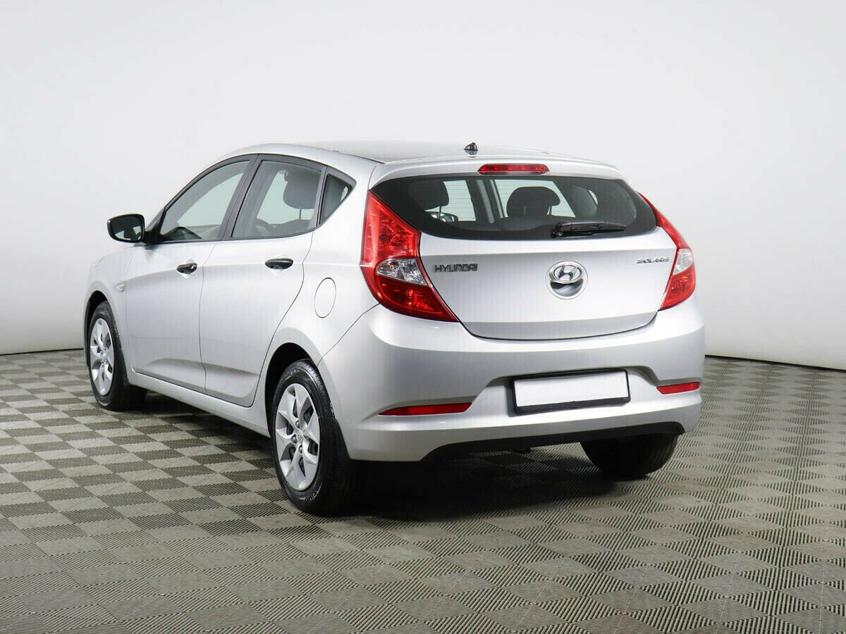 Hyundai Solaris 1.4 АКПП, 2015, 107 000 км фото 3