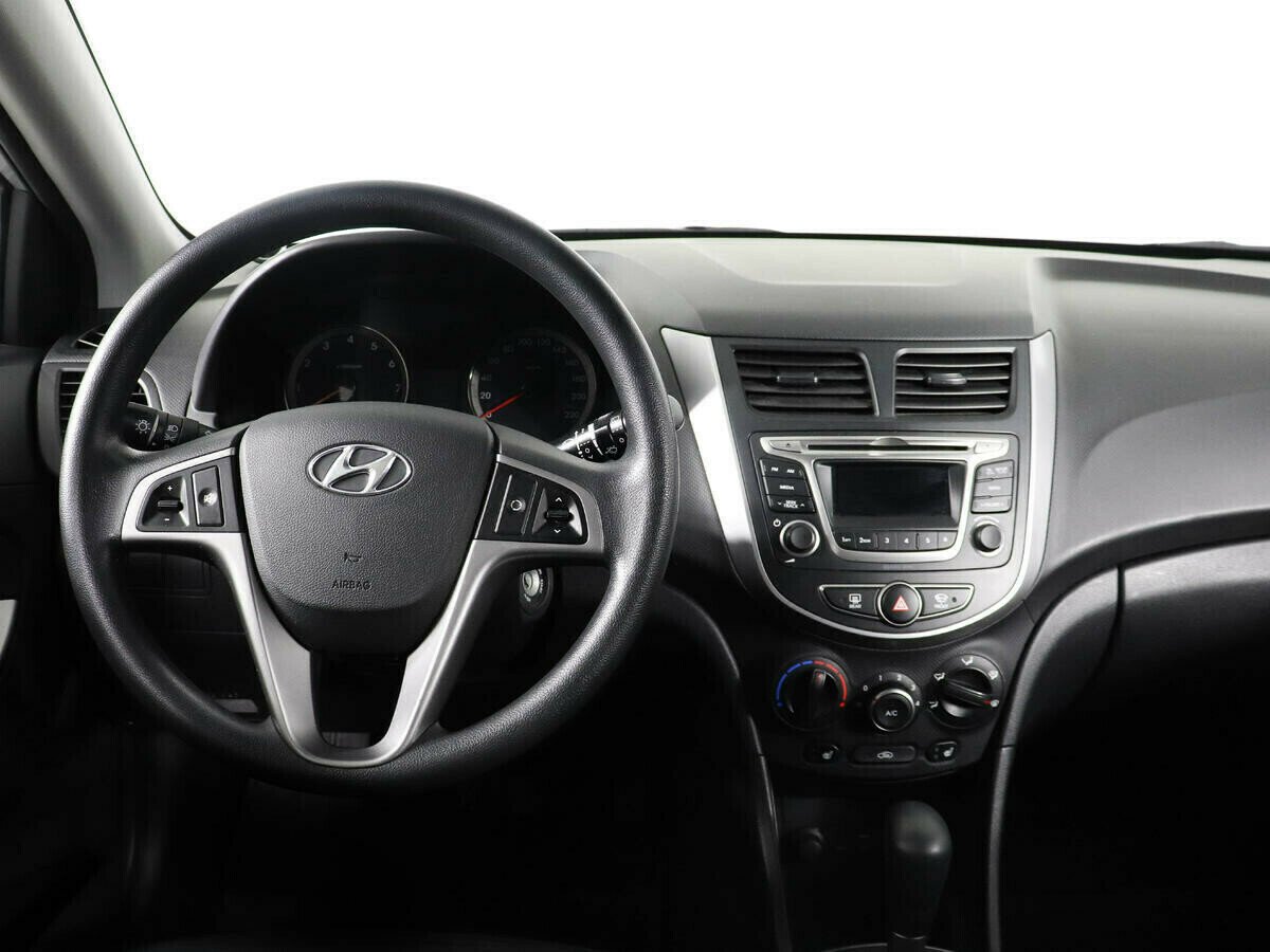 Hyundai Solaris 1.4 АКПП, 2015, 107 000 км фото 7