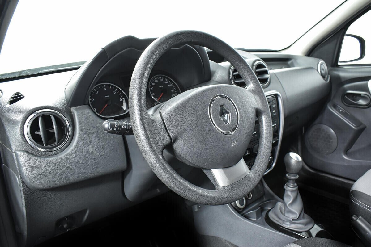 Renault Duster 1.6 МКПП, 2013, 125 000 км фото 5