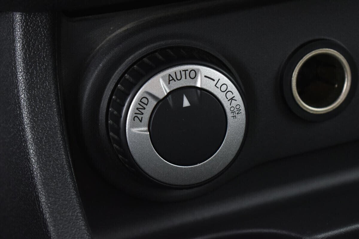 Renault Duster 1.6 МКПП, 2013, 125 000 км фото 8