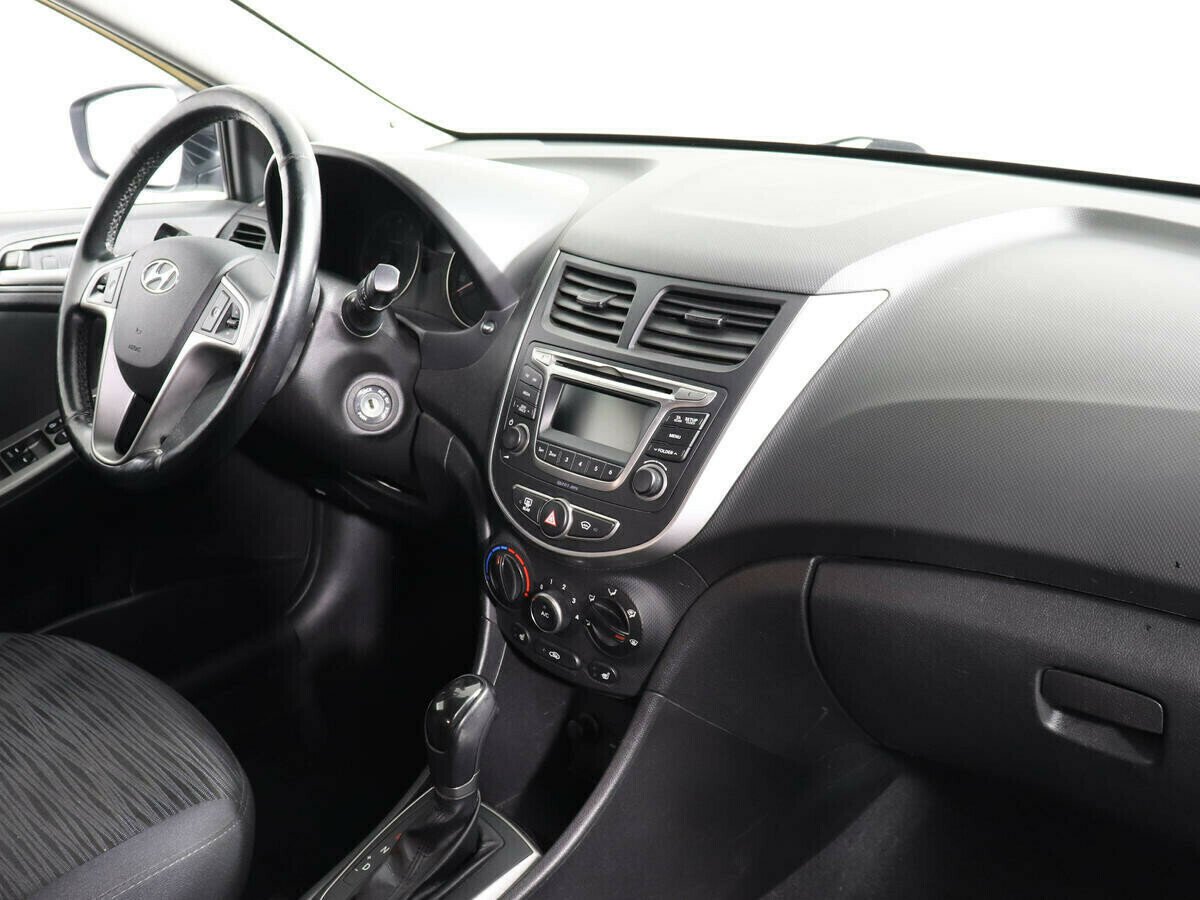 Hyundai Solaris 1.6 АКПП, 2016, 98 000 км фото 5