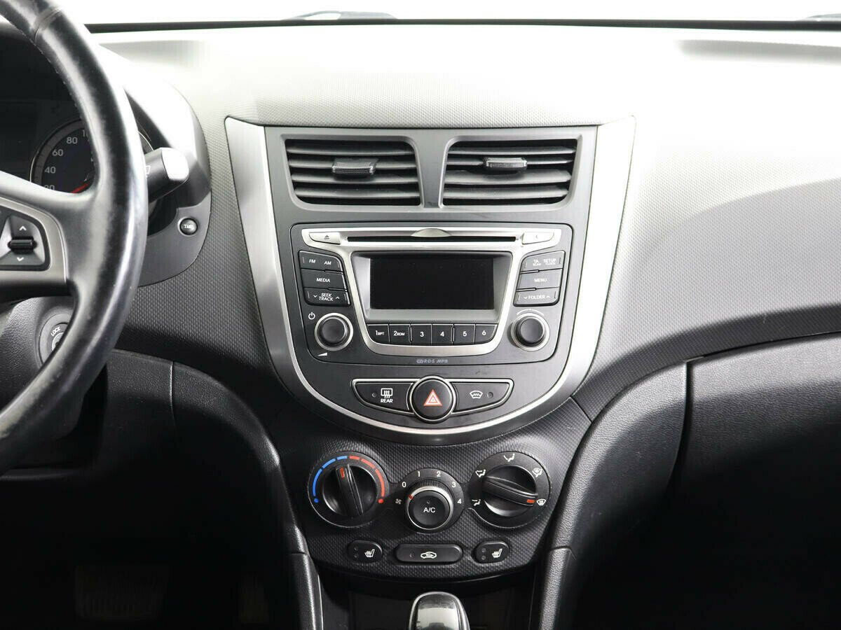 Hyundai Solaris 1.6 АКПП, 2016, 98 000 км фото 8