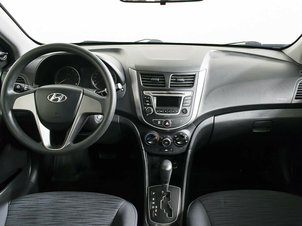 Hyundai Solaris 1.6 АКПП, 2016, 93 000 км фото 8