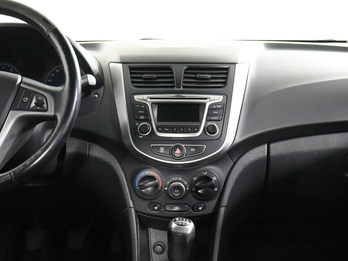 Hyundai Solaris 1.6 МКПП, 2016, 87 000 км фото 7