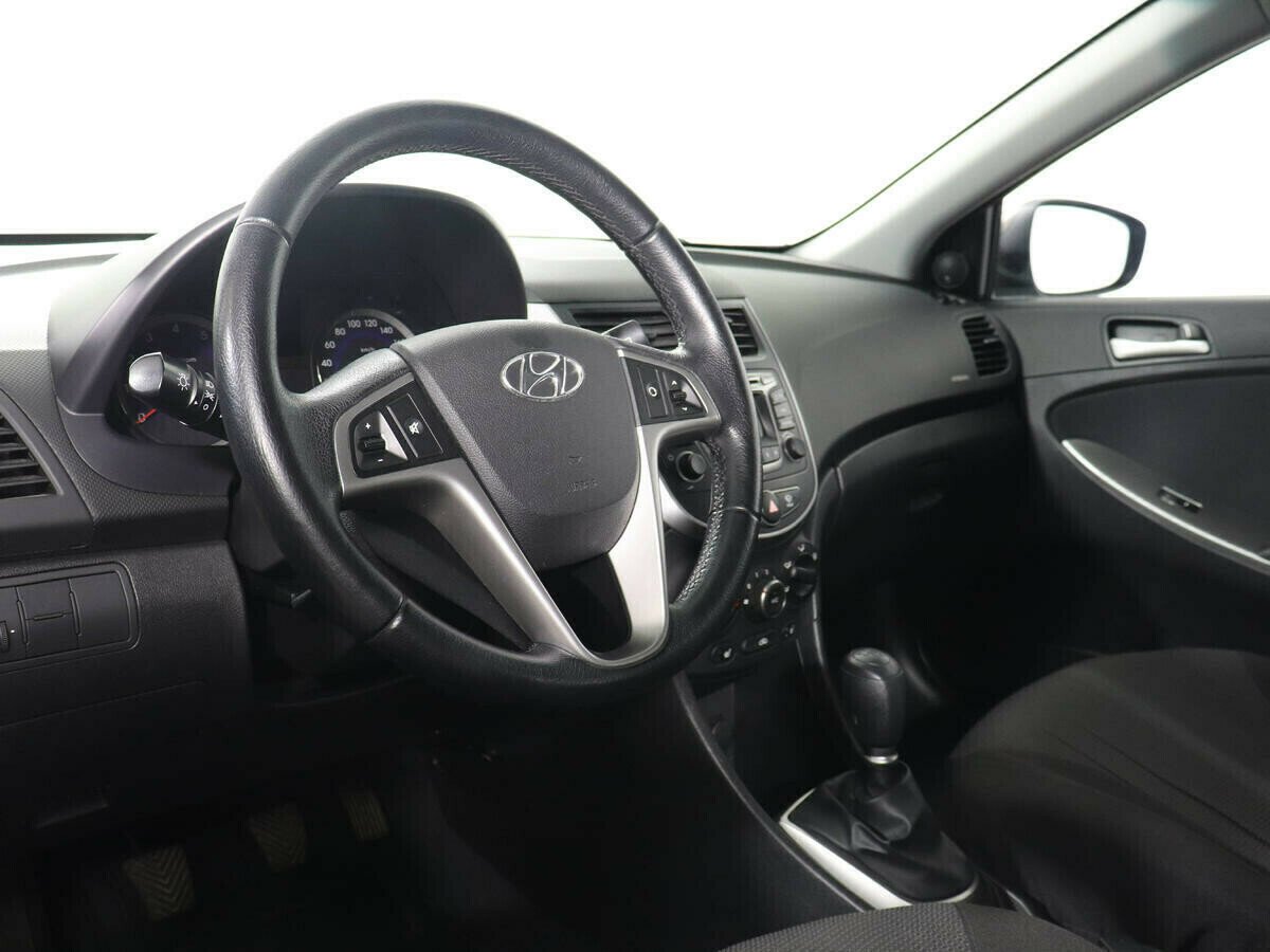Hyundai Solaris 1.6 МКПП, 2017, 76 000 км фото 6