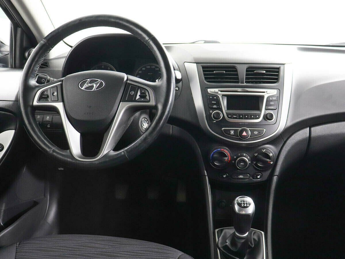 Hyundai Solaris 1.6 МКПП, 2017, 77 000 км фото 5