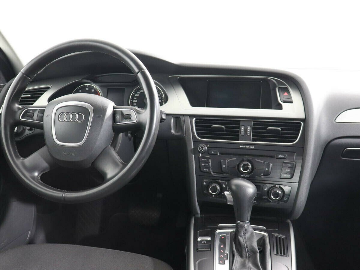 Audi A4 2.0 РКПП, 2011, 153 000 км фото 7