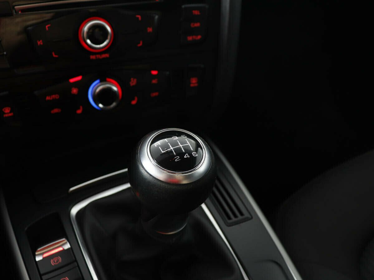 Audi A4 1.8 МКПП, 2013, 119 000 км фото 8