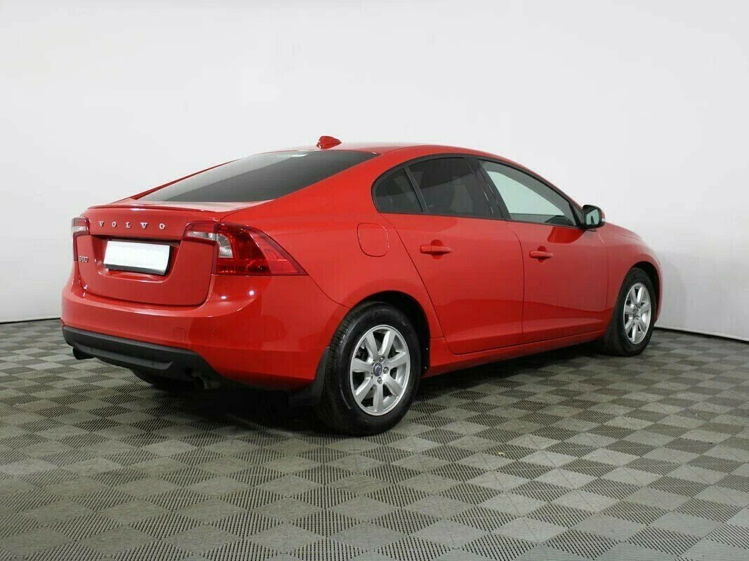 Volvo S60 1.6 РКПП, 2011, 144 000 км фото 3