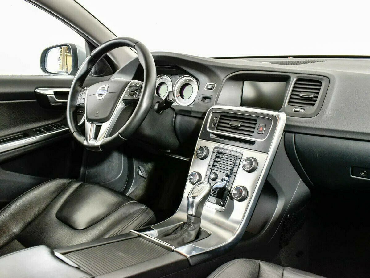 Volvo S60 1.6 РКПП, 2013, 127 000 км фото 5