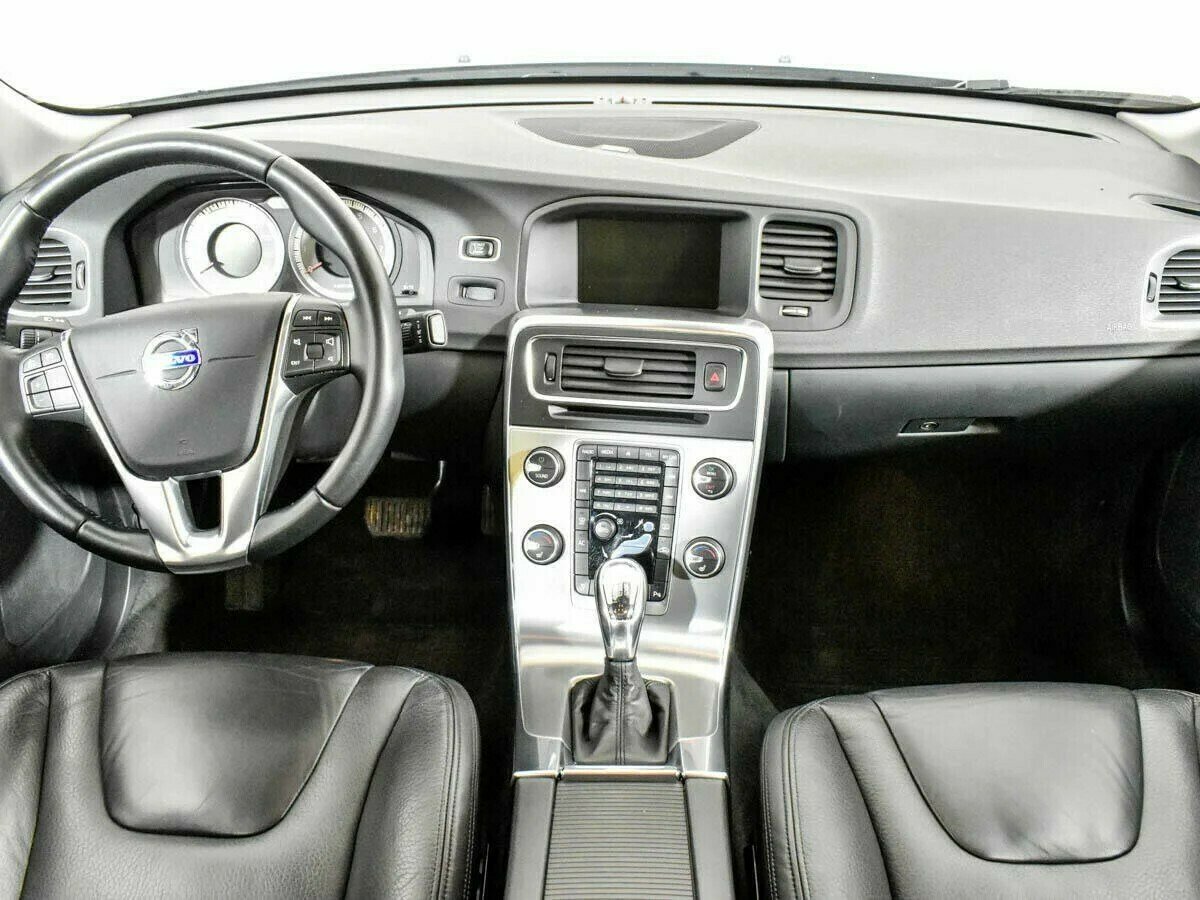 Volvo S60 1.6 РКПП, 2013, 127 000 км фото 6