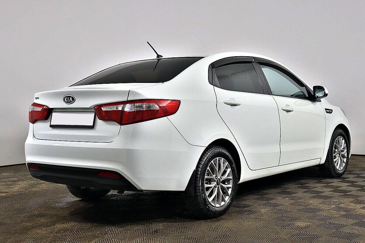 Kia Rio 1.6 АКПП, 2013, 123 000 км фото 2