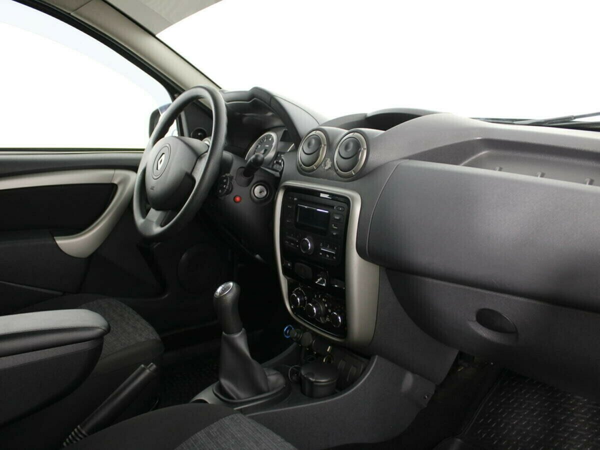 Renault Duster 1.6 МКПП, 2013, 122 000 км фото 5