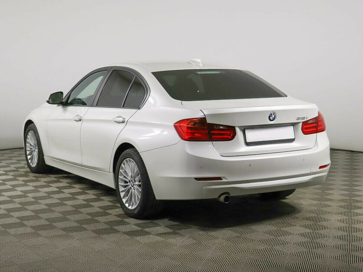 BMW 3 серии 2.0 МКПП, 2013, 134 000 км фото 4