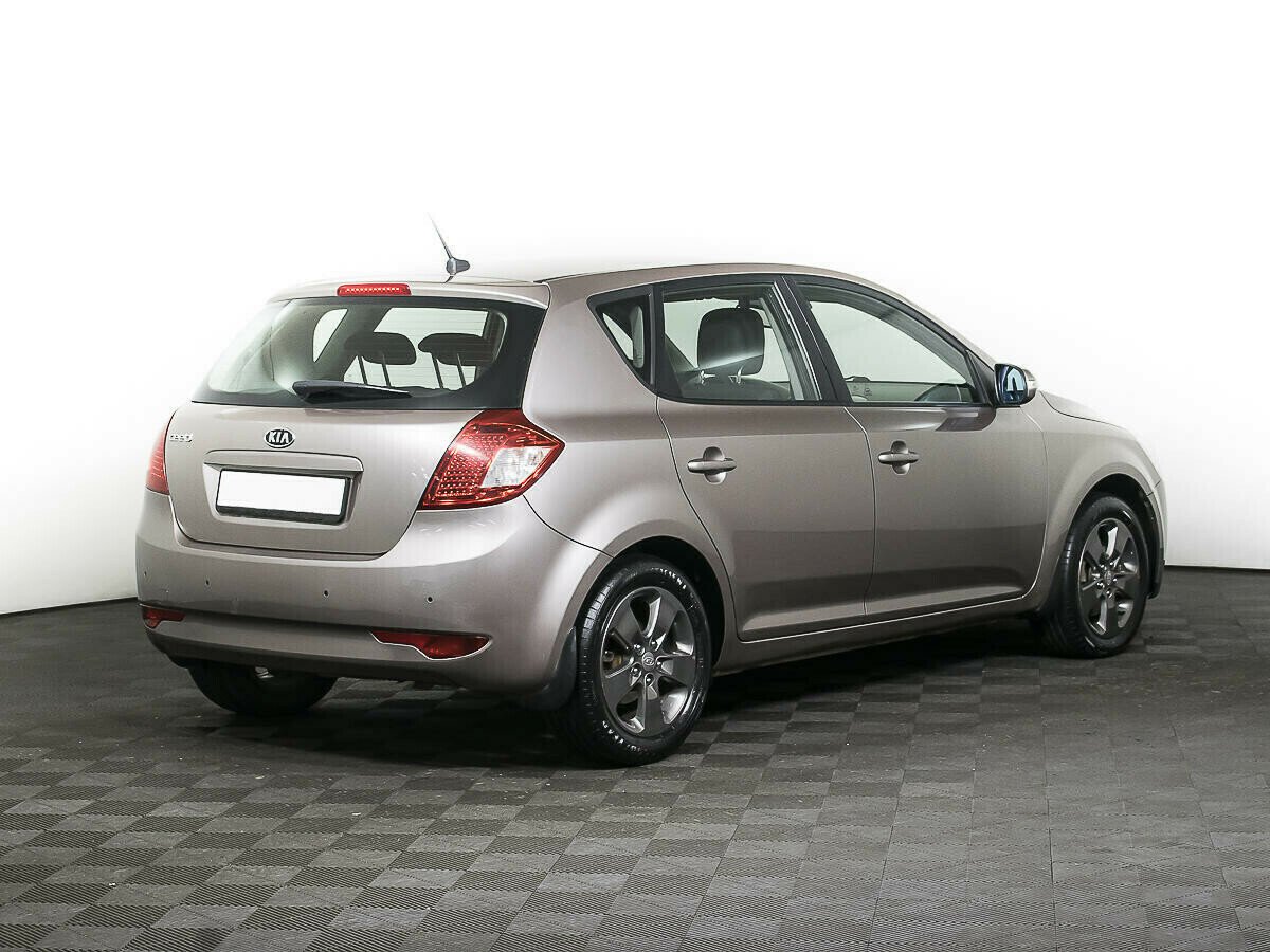 Kia Ceed 1.6 АКПП, 2012, 137 000 км фото 2