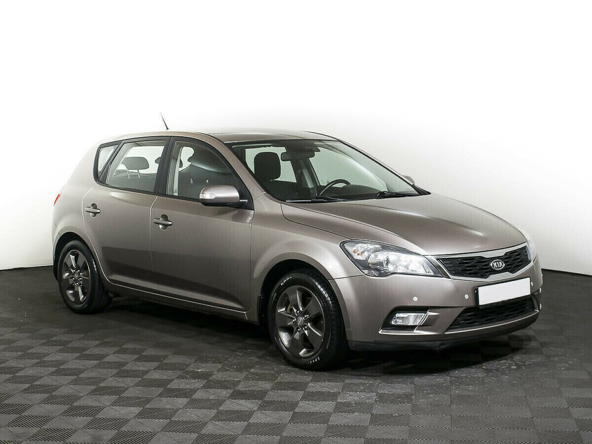 Kia Ceed 1.6 АКПП, 2012, 137 000 км фото 3