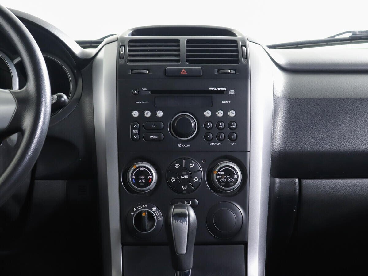 Suzuki Grand Vitara 2.0 МКПП, 2008, 192 000 км фото 8