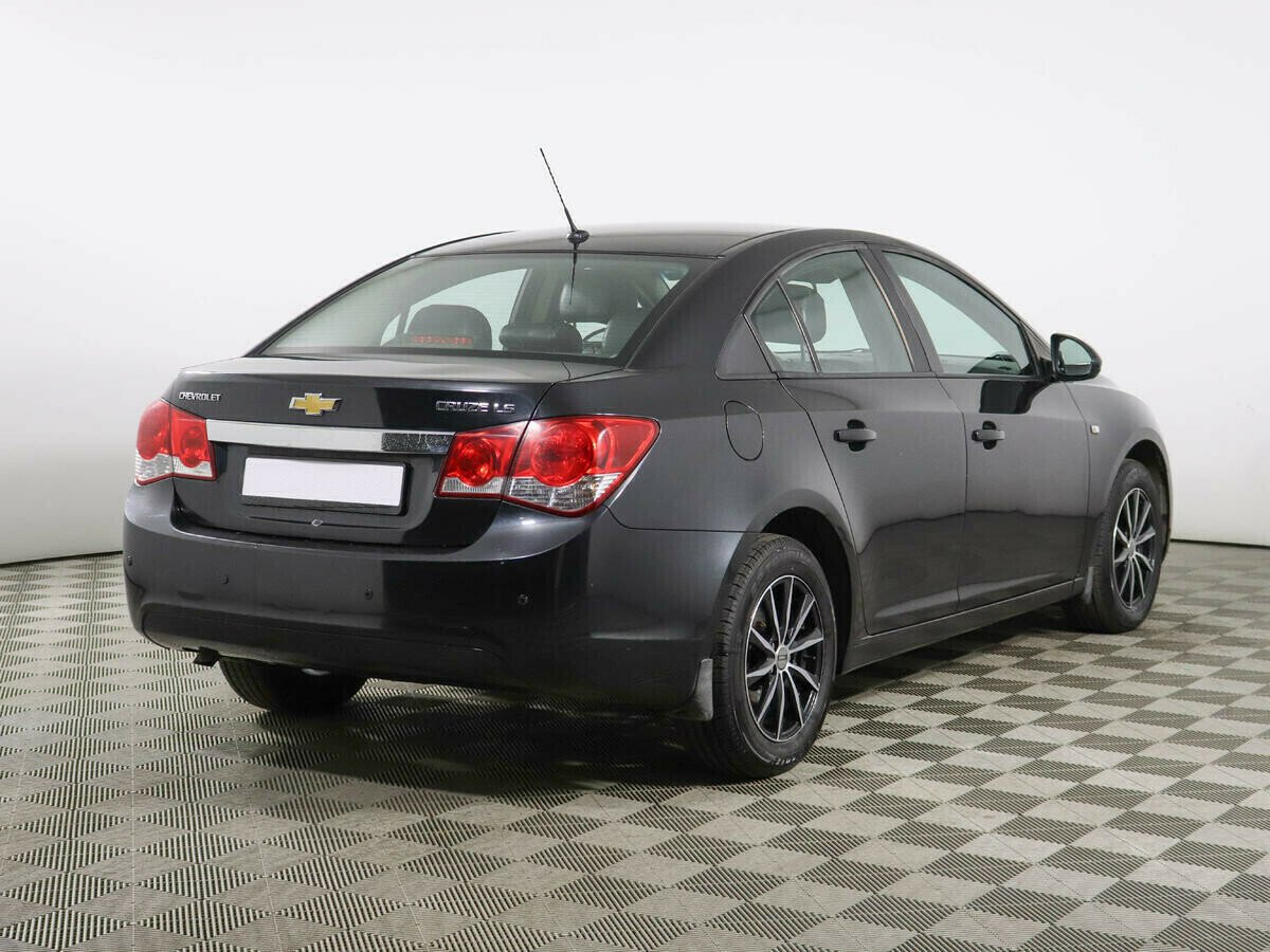 Chevrolet Cruze 1.8 МКПП, 2012, 138 000 км фото 3