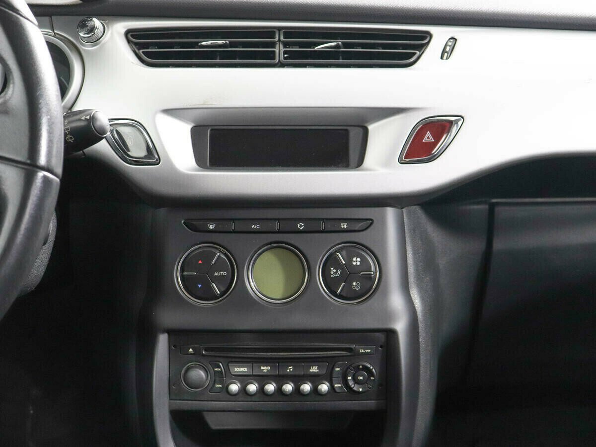 Citroen C3 1.4 МКПП, 2011, 148 000 км фото 8