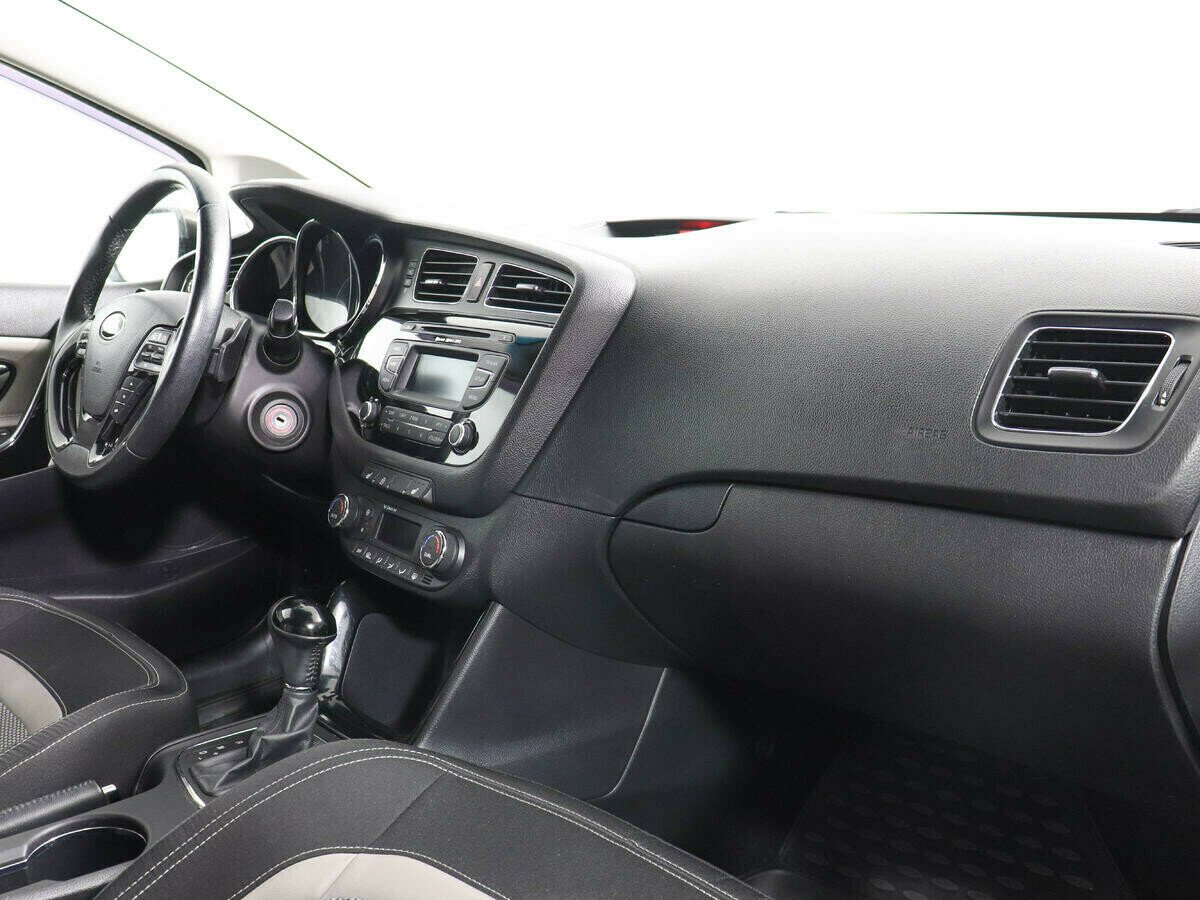Kia Ceed 1.6 АКПП, 2015, 98 000 км фото 8