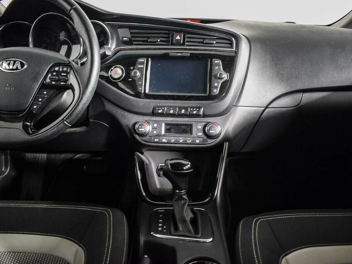 Kia Ceed 1.6 АКПП, 2015, 100 000 км фото 6