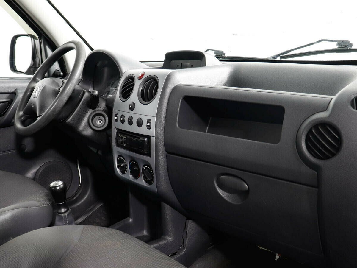 Citroen Berlingo 1.6 МКПП, 2011, 147 000 км фото 7