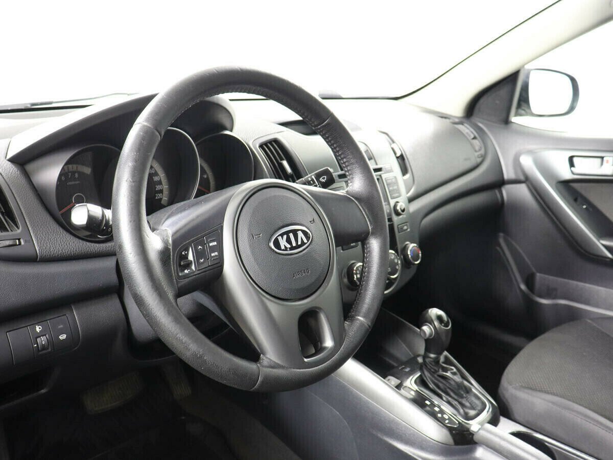 Kia Cerato 1.6 АКПП, 2011, 150 000 км фото 5