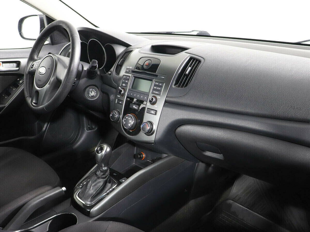 Kia Cerato 1.6 АКПП, 2011, 150 000 км фото 9