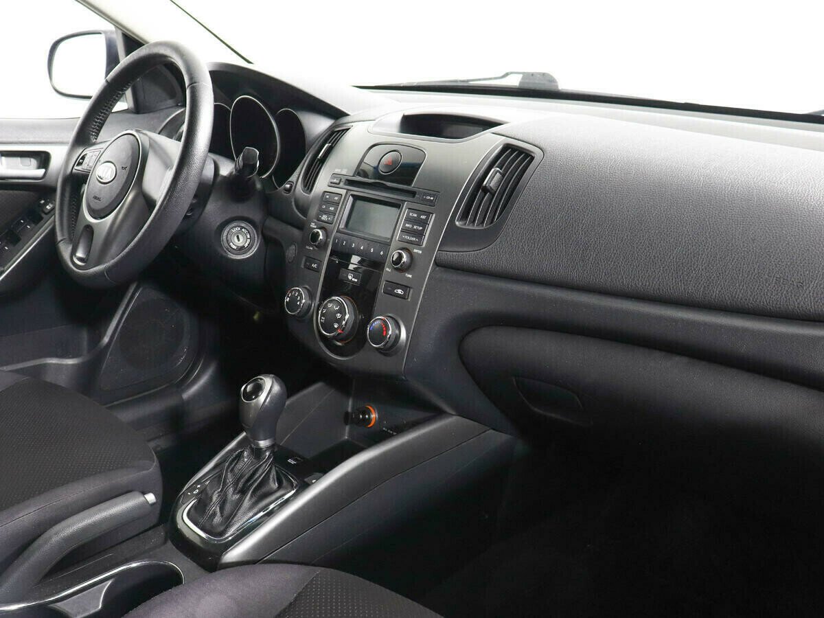 Kia Cerato 1.6 АКПП, 2011, 148 000 км фото 7