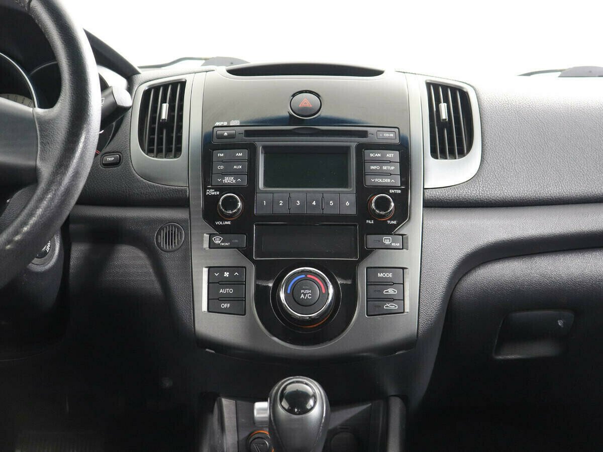 Kia Cerato 1.6 АКПП, 2010, 168 000 км фото 9