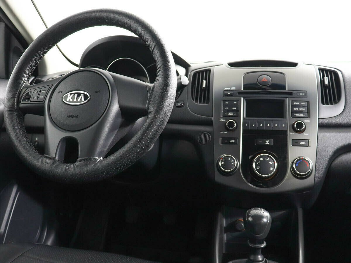 Kia Cerato 1.6 МКПП, 2011, 146 000 км фото 8