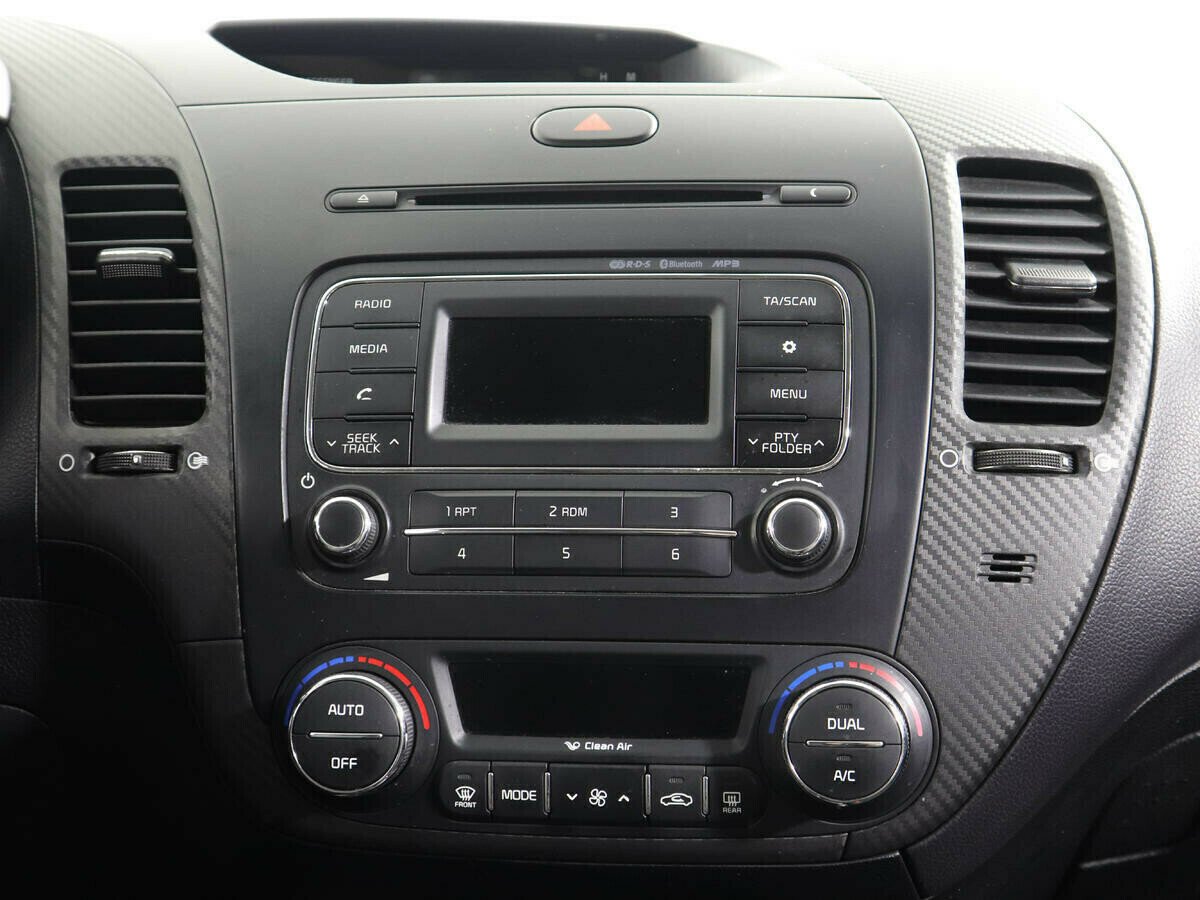 Kia Cerato 2.0 МКПП, 2014, 121 000 км фото 8